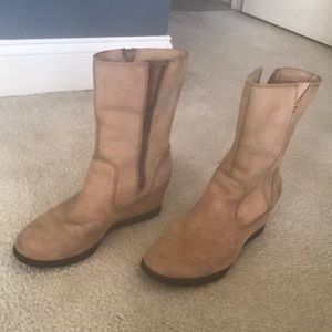 Ugg boots size 7.5 Usa size